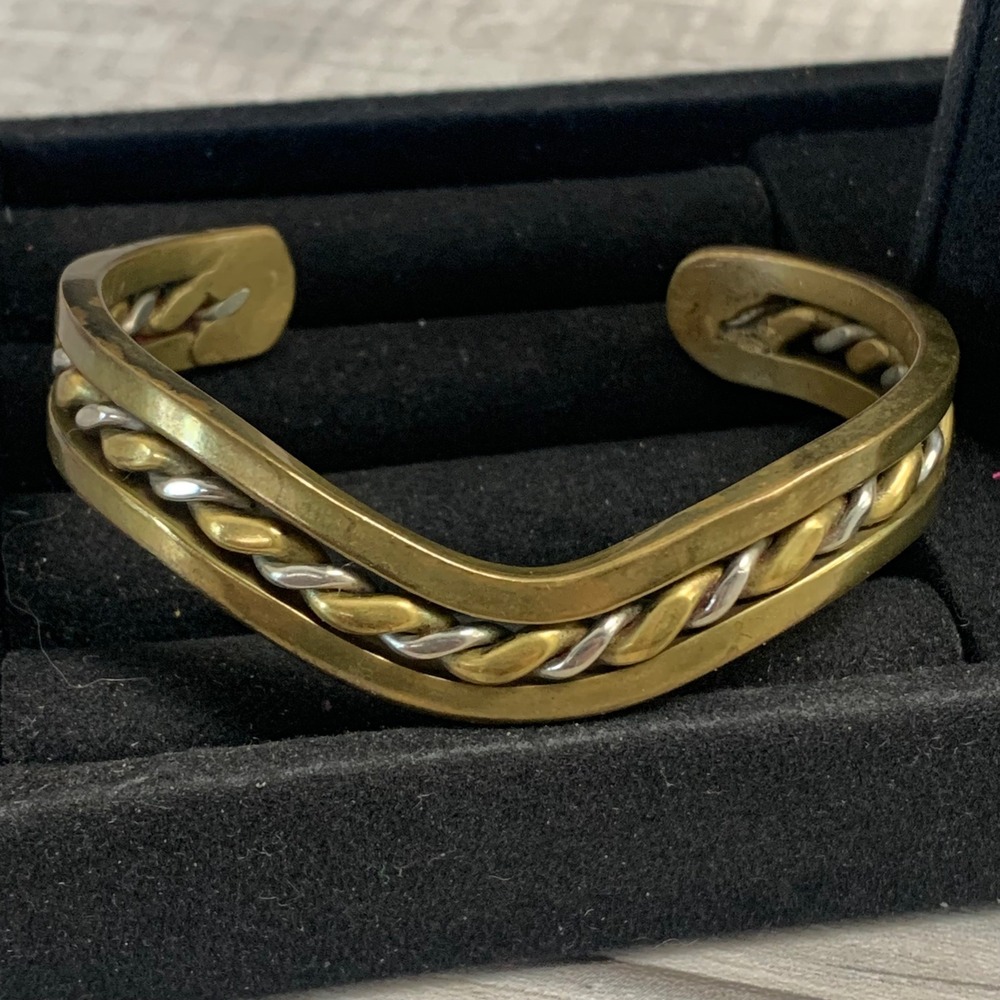Vintage Mixed Metal V Shape Twisted Rope Inlay Cuff Bracelet Two Tone Brass 4544